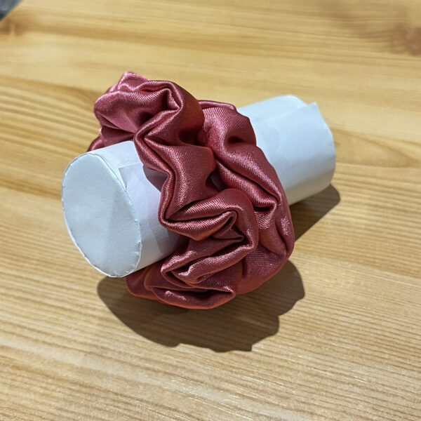 Scarlett S - Image 2